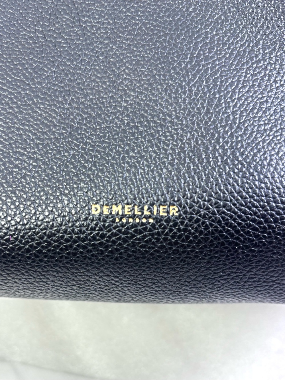 Demellier Midi New York Tote. Black/Gold. - Picture 10 of 16